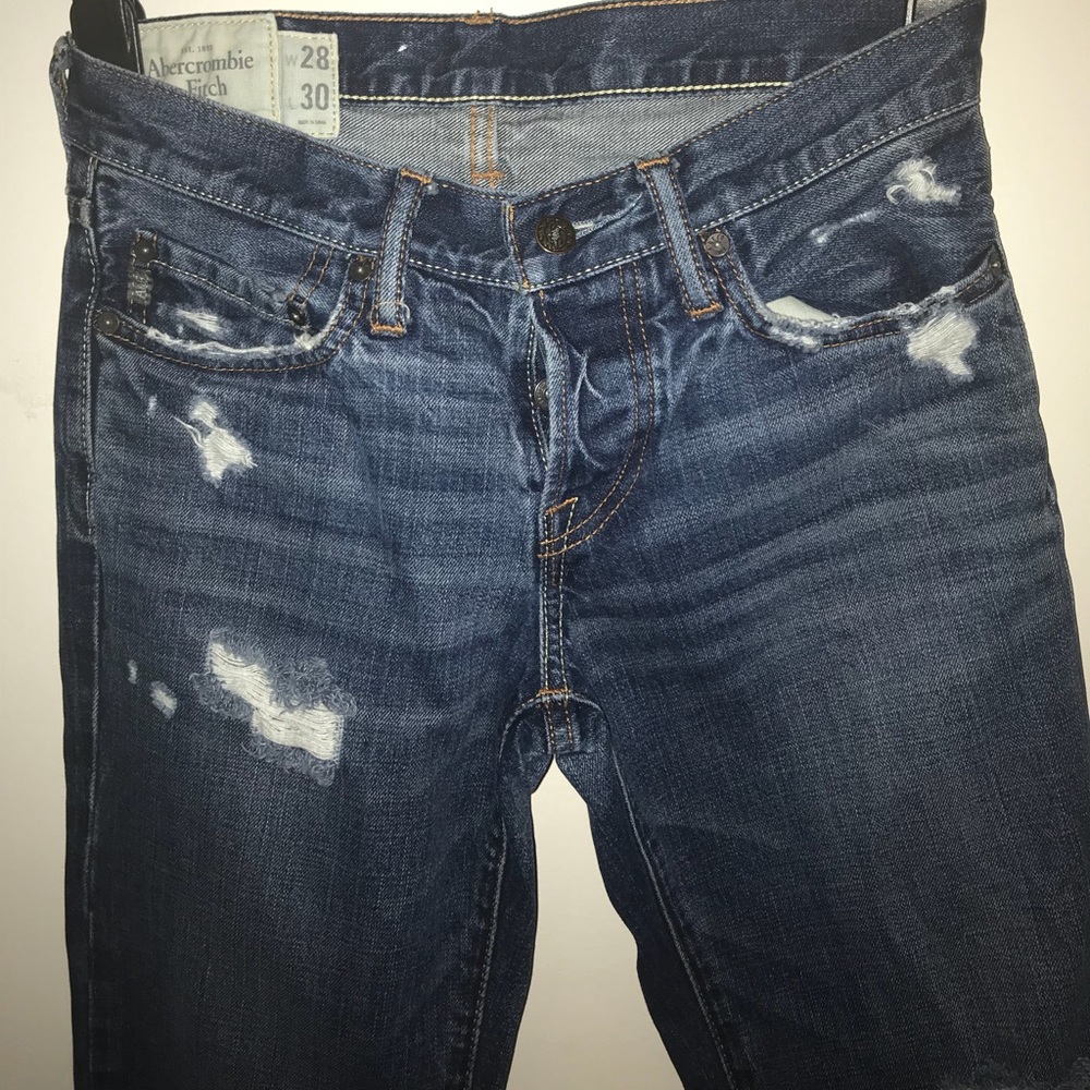 Men’s Abercrombie & Fitch Distressed Jeans